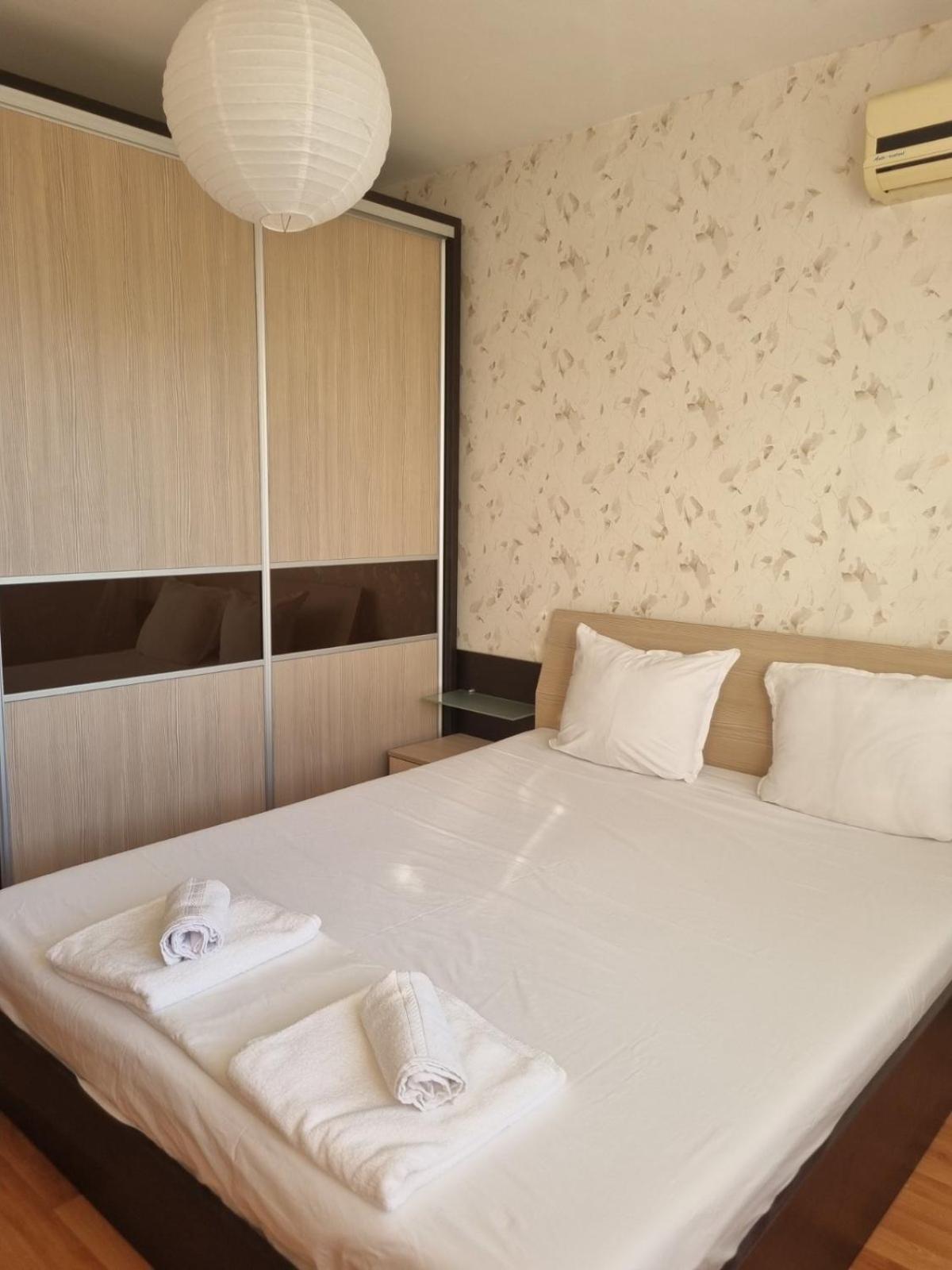Danube Park Appartement Roese Buitenkant foto